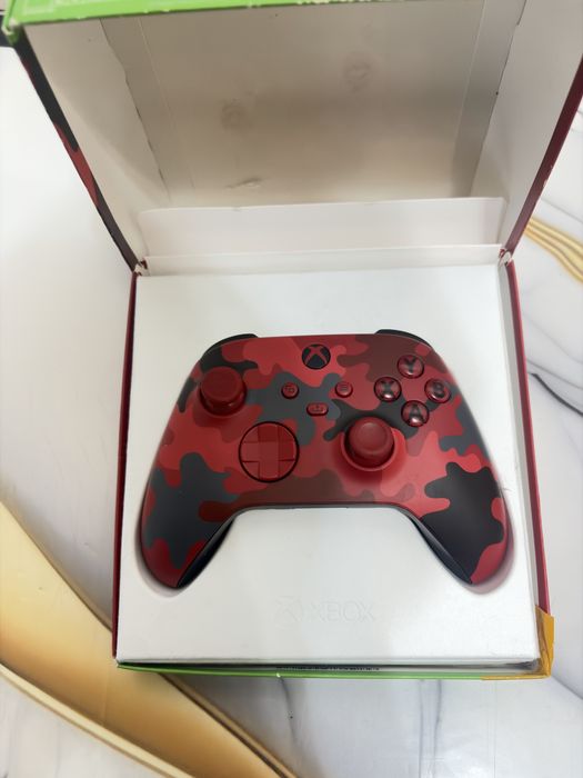 Продам геймпад xbox series xs