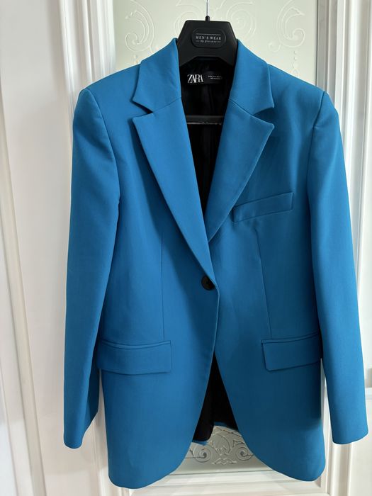 Пиджак коричневый Mango, пиджак синий Zara