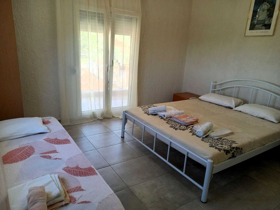 Триетажна къща в Каландра - Халкидики, Гърция