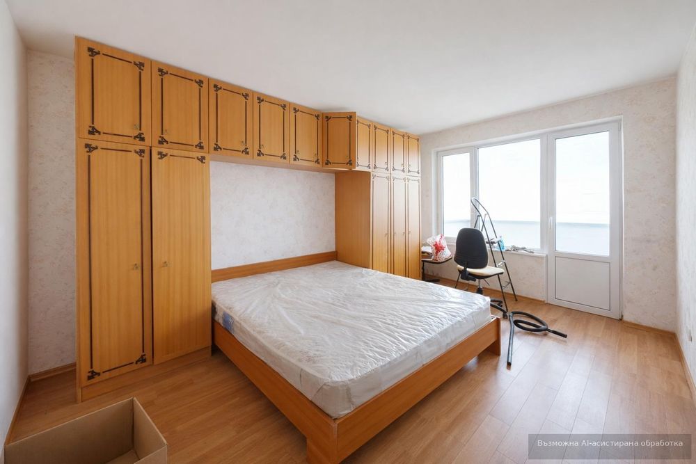 Четиристаен апартамент  в гр.Варна, Базар Левски!