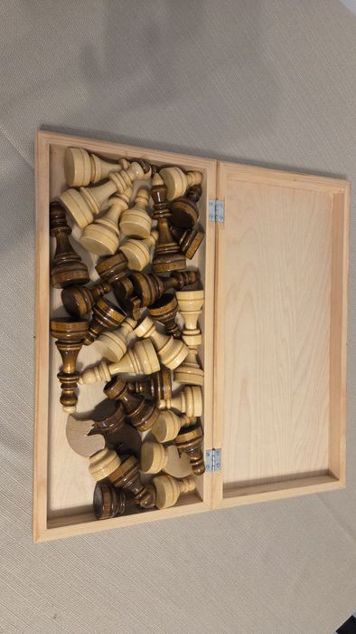 Шахматы деревянные