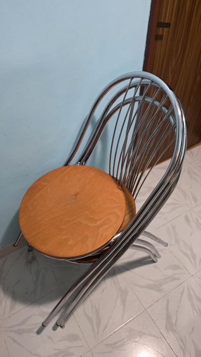 Scaune metalice de bucatarie