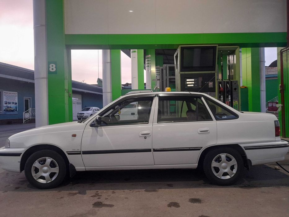 Продаётся нексия 1 сонс