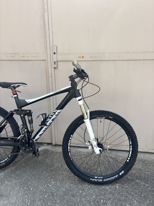 Колело Canyon nerve 26” мекица