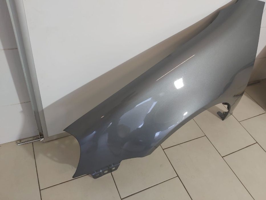 Aripa Fata Stanga VW Golf 5/V 2004-2008 (LA7T (Gri))
