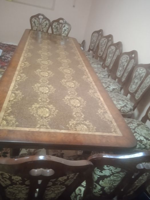 Stol stul juda chiroyli va sifati  yaxshi,yangiday turibdi