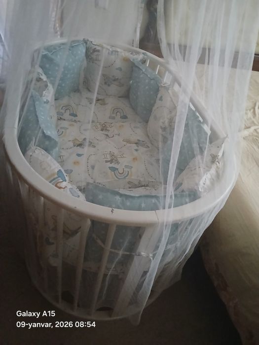 Овалний Манеж...