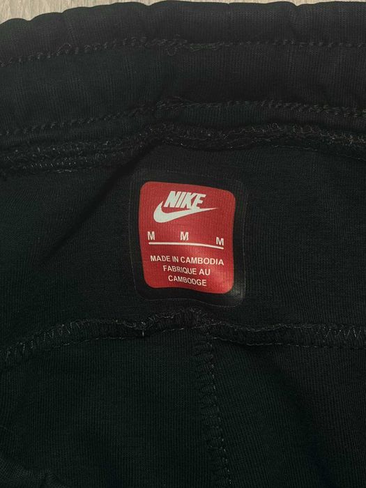 Nike Tech панталон