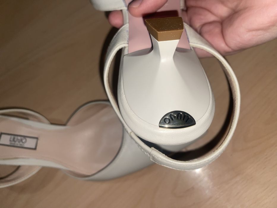 туфли     LIU JO