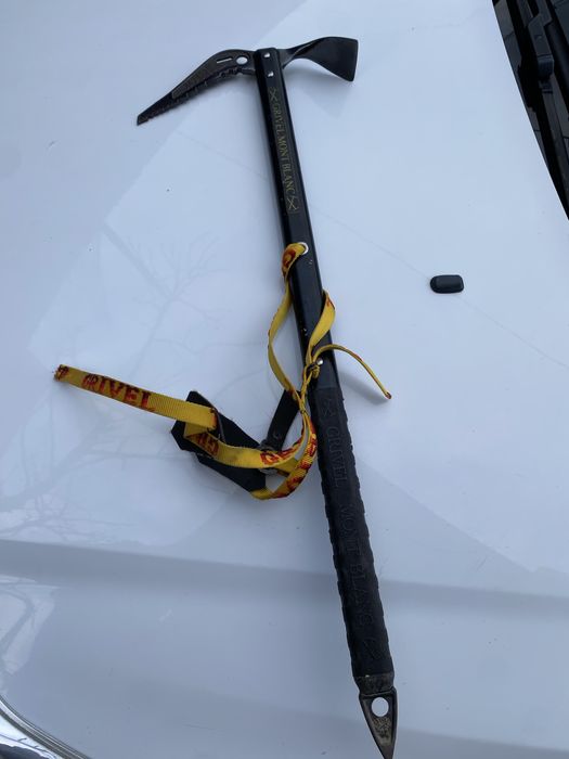 Пикел. Туристическа екипировка