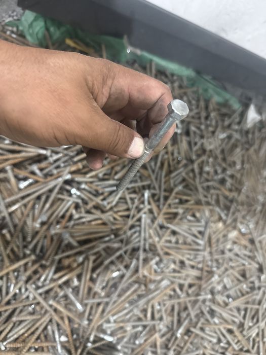 Болт 13 монтажный бу