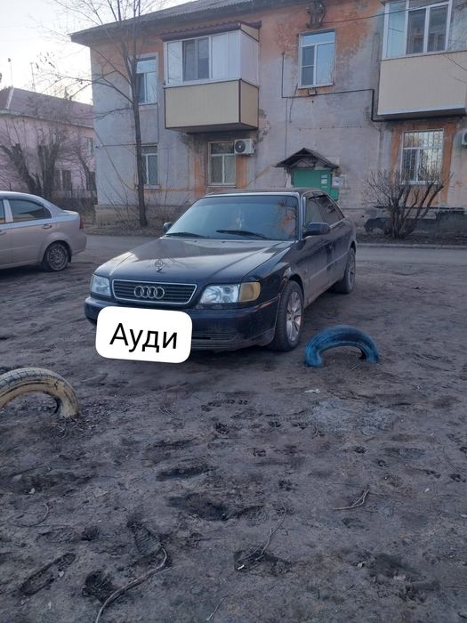 Продам Ауди 100 С4