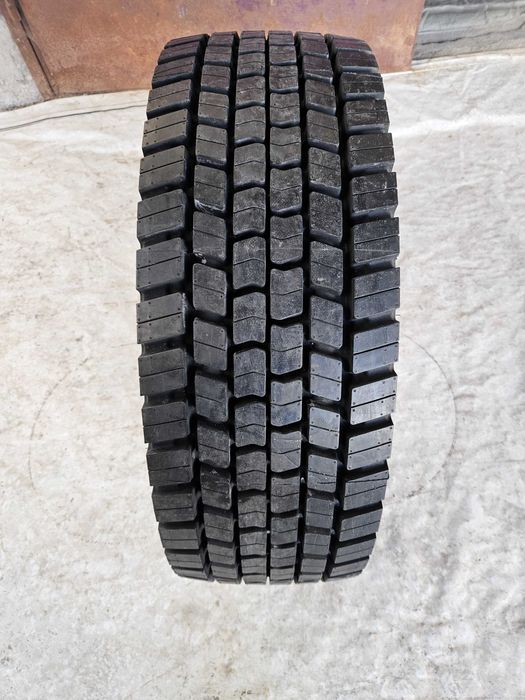 1 Нова тежкотоварна гума 295/60R22.5 PETLAS RH100 150/147L M+S