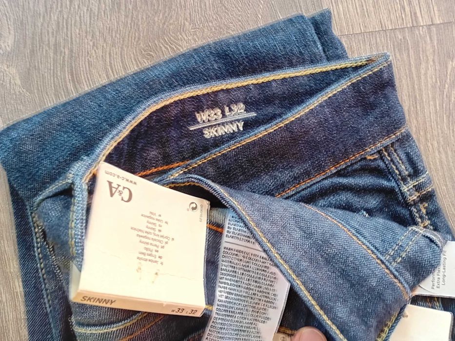 -80% намаление !!! Дънки Jeans C&A моделът е на Calvin Klein