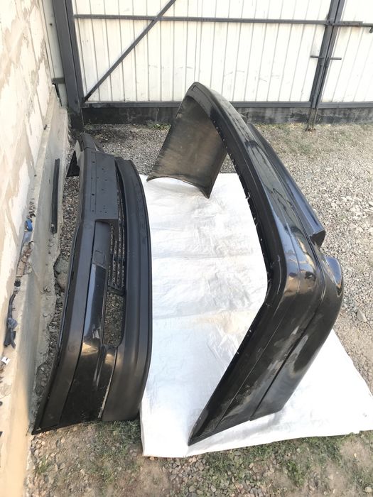 Бампера BMW E38 фары