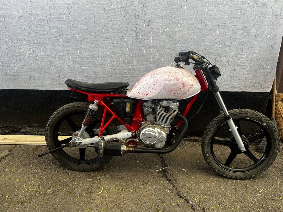 Продается мотоцикл 200 кубов