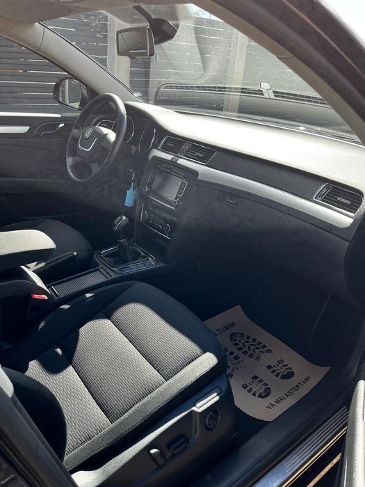 Skoda Superb,2.0 tdi,140cp An2011