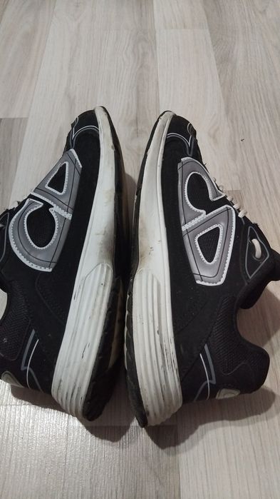 Dior b30 calitate premium