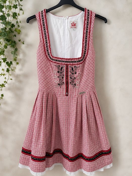 Drindl -rosu &alb - Rochie Oktoberfest
