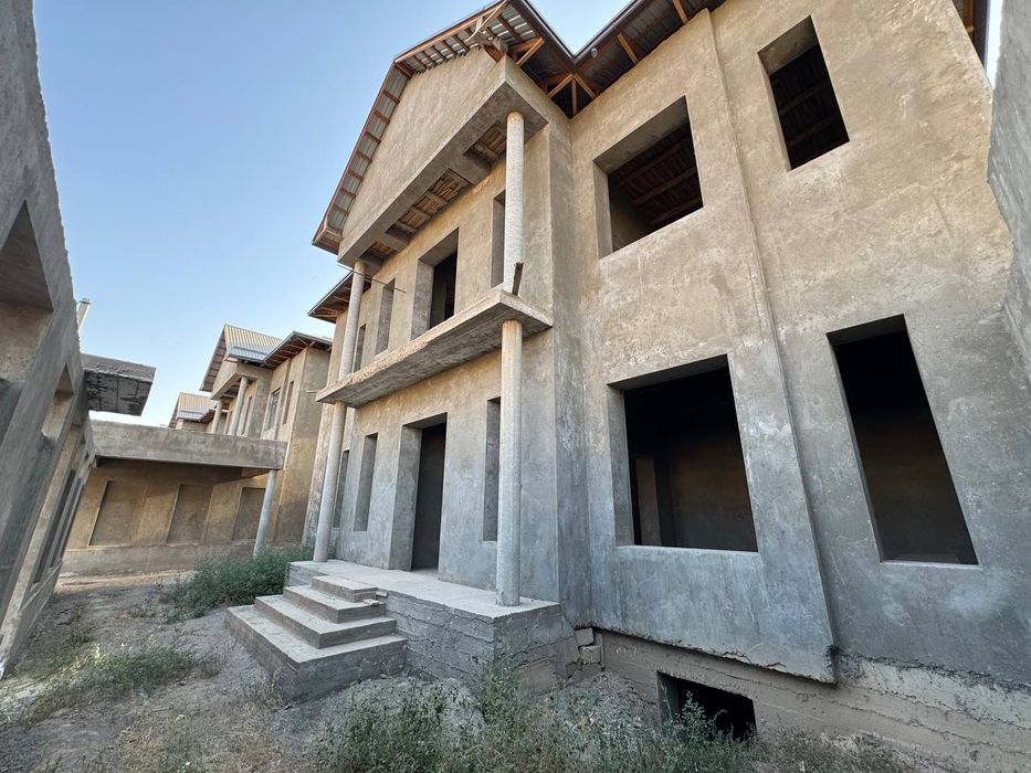 Uch qaxraman Xoji ota 5 soti  sifatli karopka uchaska Srochna sotiladi