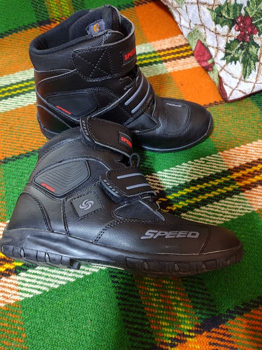 Мъжки боти за мотоциклет