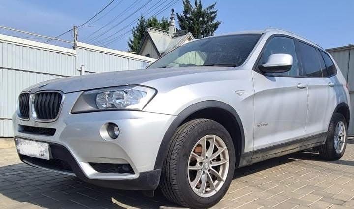 Dezmembrez BMW X3 F25 X-Drive M Pack 2.0d N47 Navigatie,piele,Jante 17