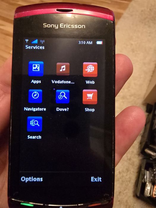 Telefon Colectie: Sony Ericsson Vivaz Red U5i