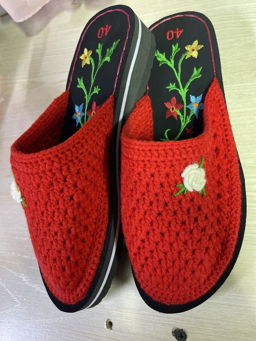 Домашние тапочки ручной работы