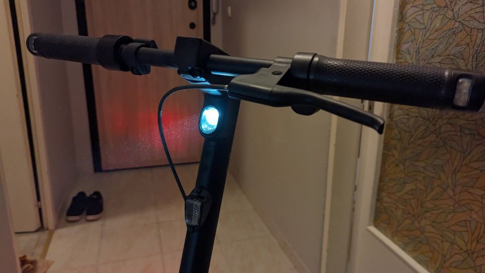 Segway Ninebot max G2 E  ел.тротинетка