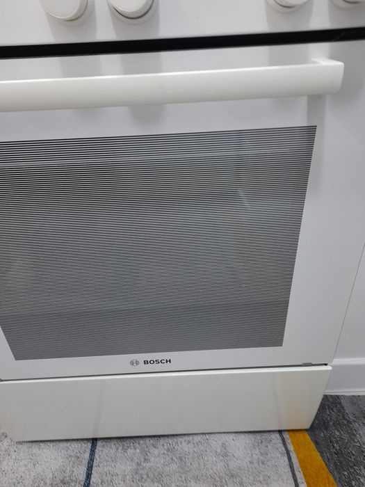Продам Газ плита BOSCH