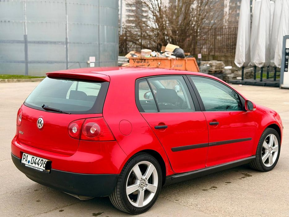 Golf 5 Recent Adus in Ro