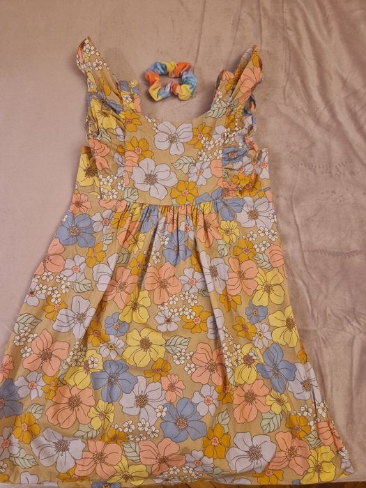 Кокетна рокля 134 см