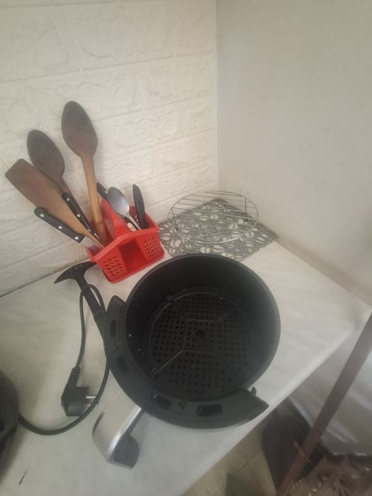 Oala electrica se vinde