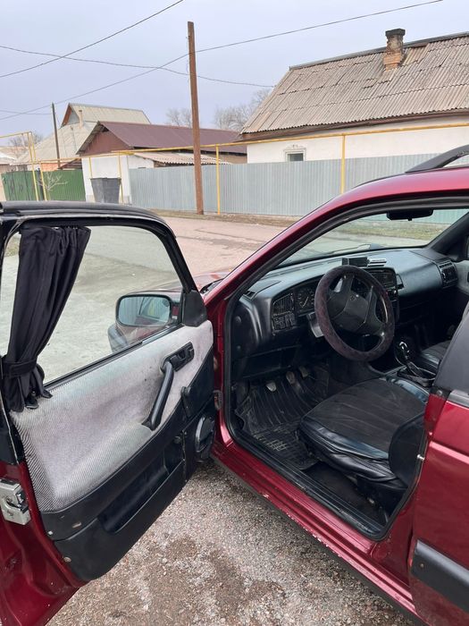 Volkswagen Passat B3