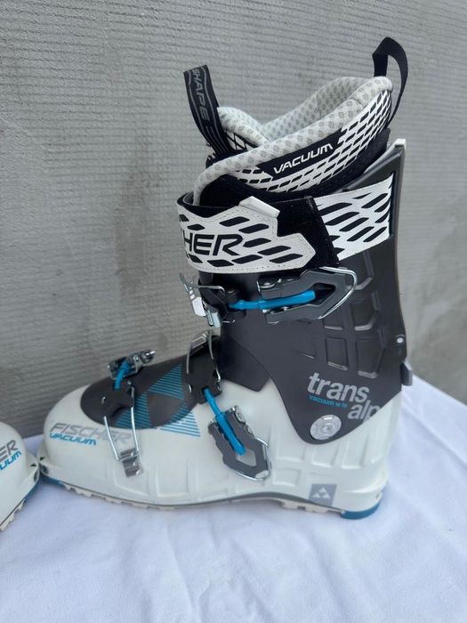 Clapari ski schi tura skimo Fischer Transalp Vacuum W TS Carve marime EUR:41 Mondo:26.5 last:102