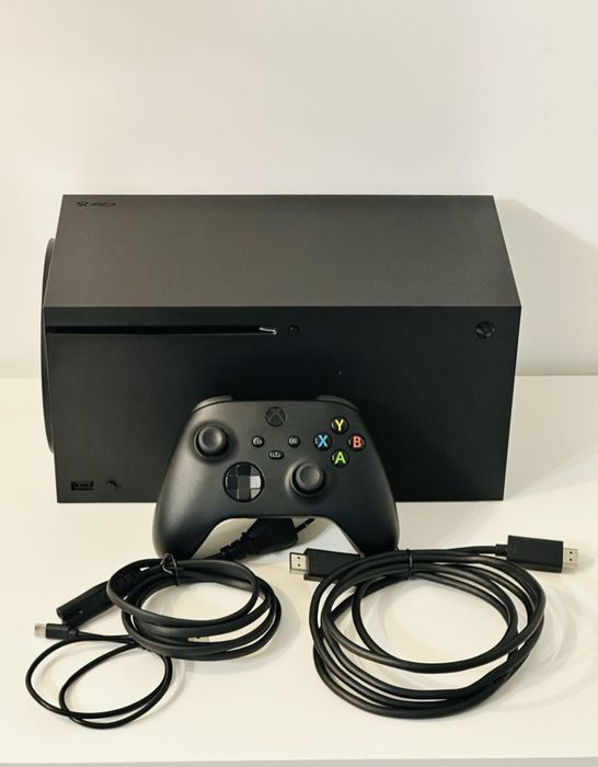 Продам xbox series x СРОЧНО