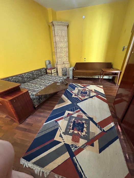 vand casa din caramida 4 camere zona ultra central