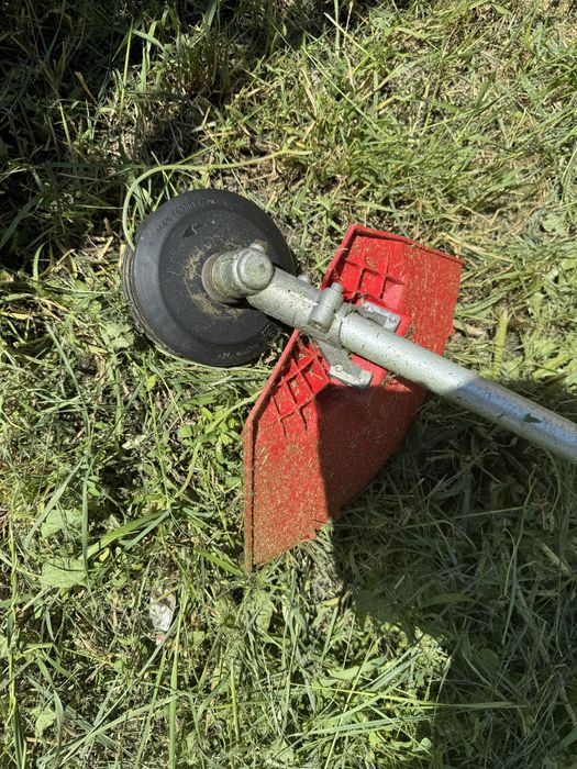 Motofoarfeca, masina de tuns gard viu Honda si motocoasa Efco bezina in 4 timpi
