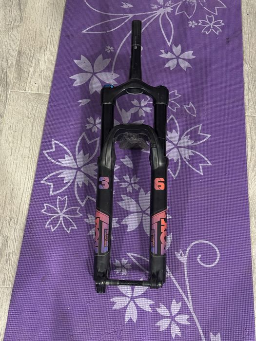 De vanzare furca fox 36 rithm(nu rockshox ,ext)