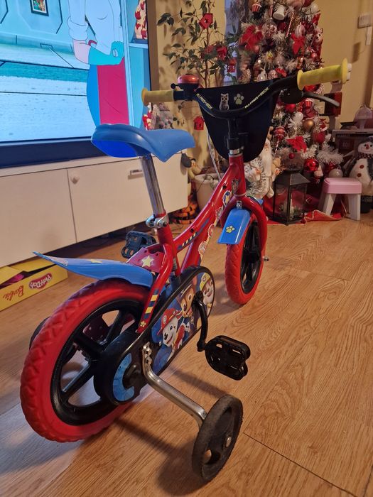 Продавам детско колело PAW PATROL 12"