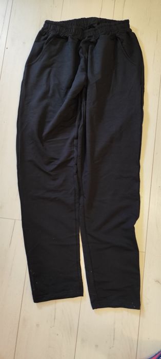 Дамски спортен екип