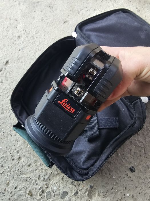 Nivelă laser Leica rază verde