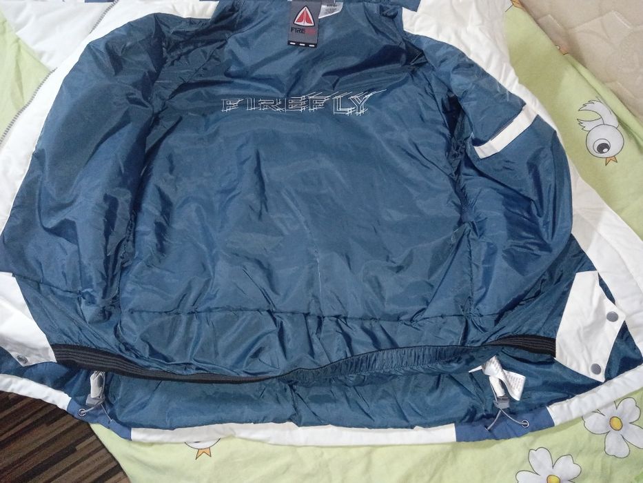 Ново зимно яке, с етикет.