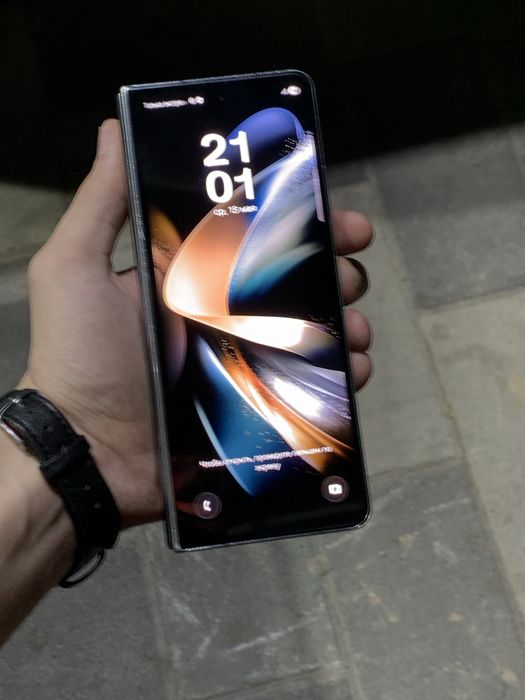 Samsung Z Fold 4