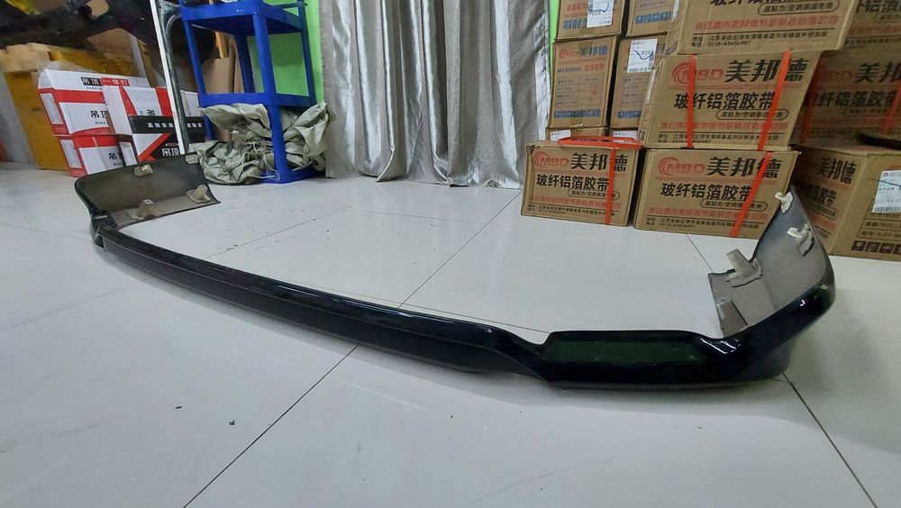 Задний обвес бампера спойлер на Prado 150