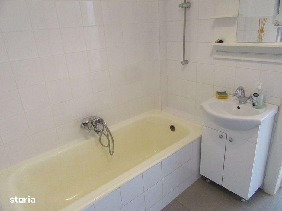 Vanzare 3 camere ULTRACENTRAL, B-dul Dacia cu Calea Victoriei