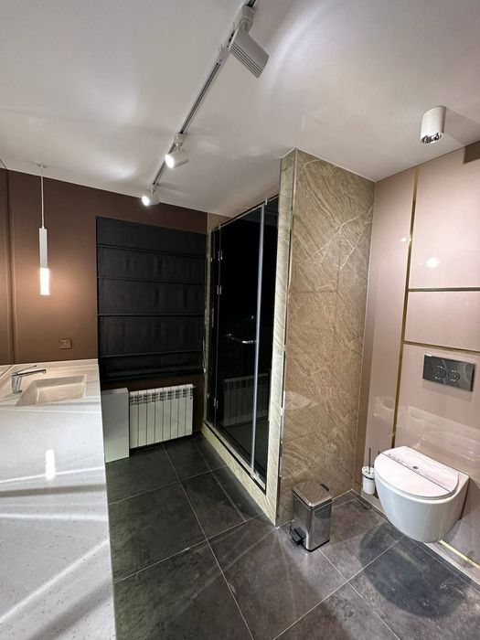 Аренда шикарной квартиры в центре города  #033