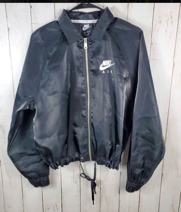 Яке ново NIKE  размер S размер