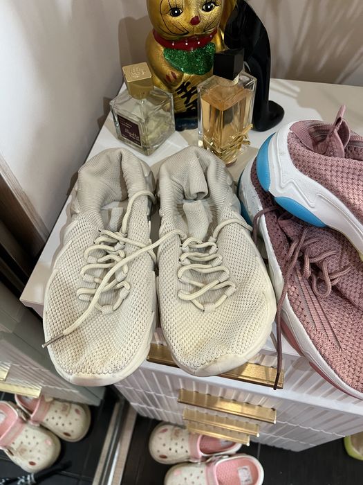 Кроссовки размер 40