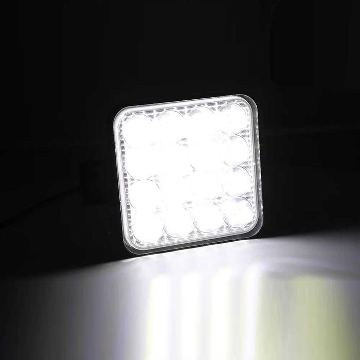 Висок Клас 48W ЛЕД LED Диоден Халоген Боен Фар Светлина за Задна